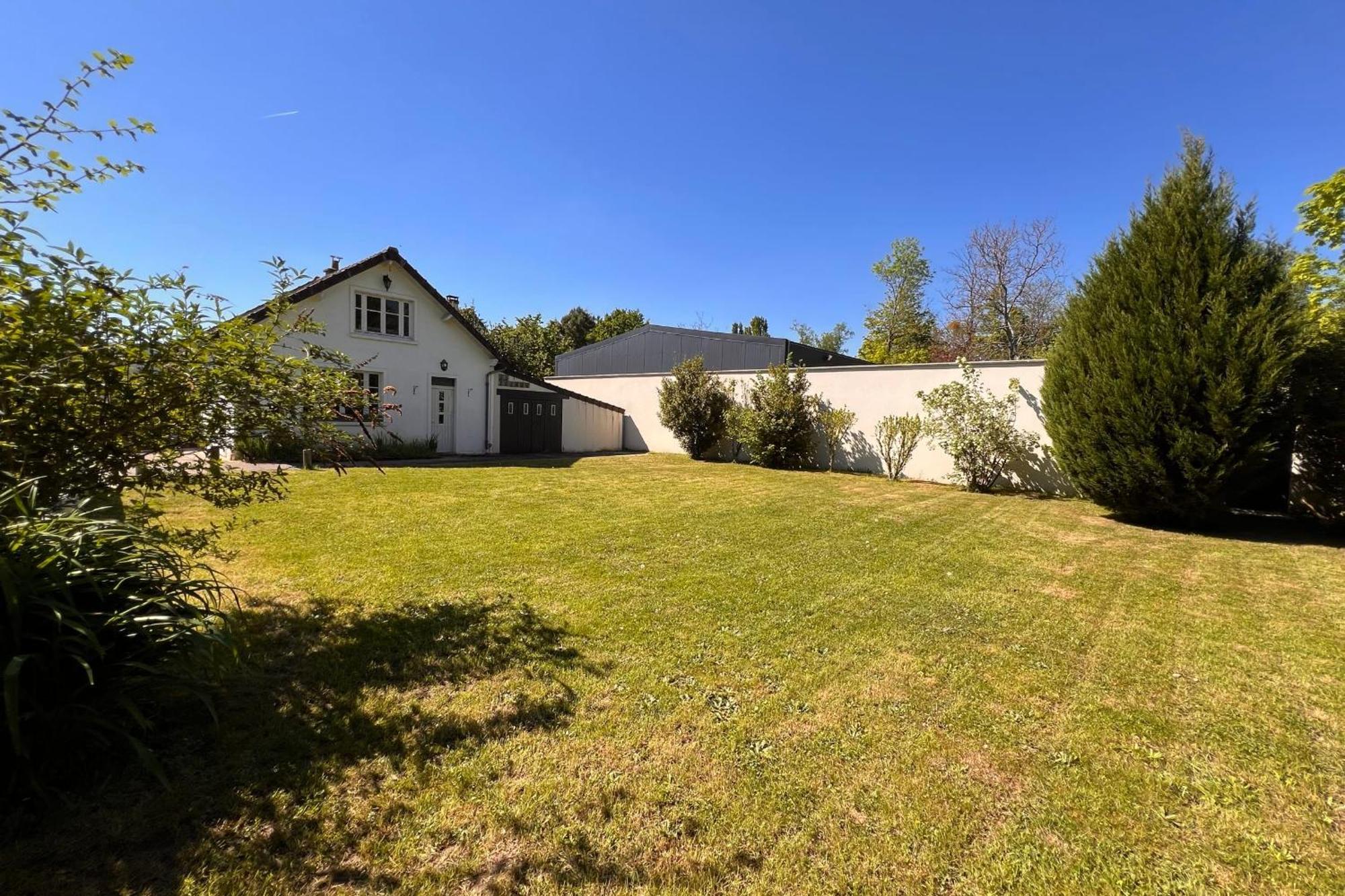 Les Sablons Villa La Houssaye-en-Brie Екстериор снимка