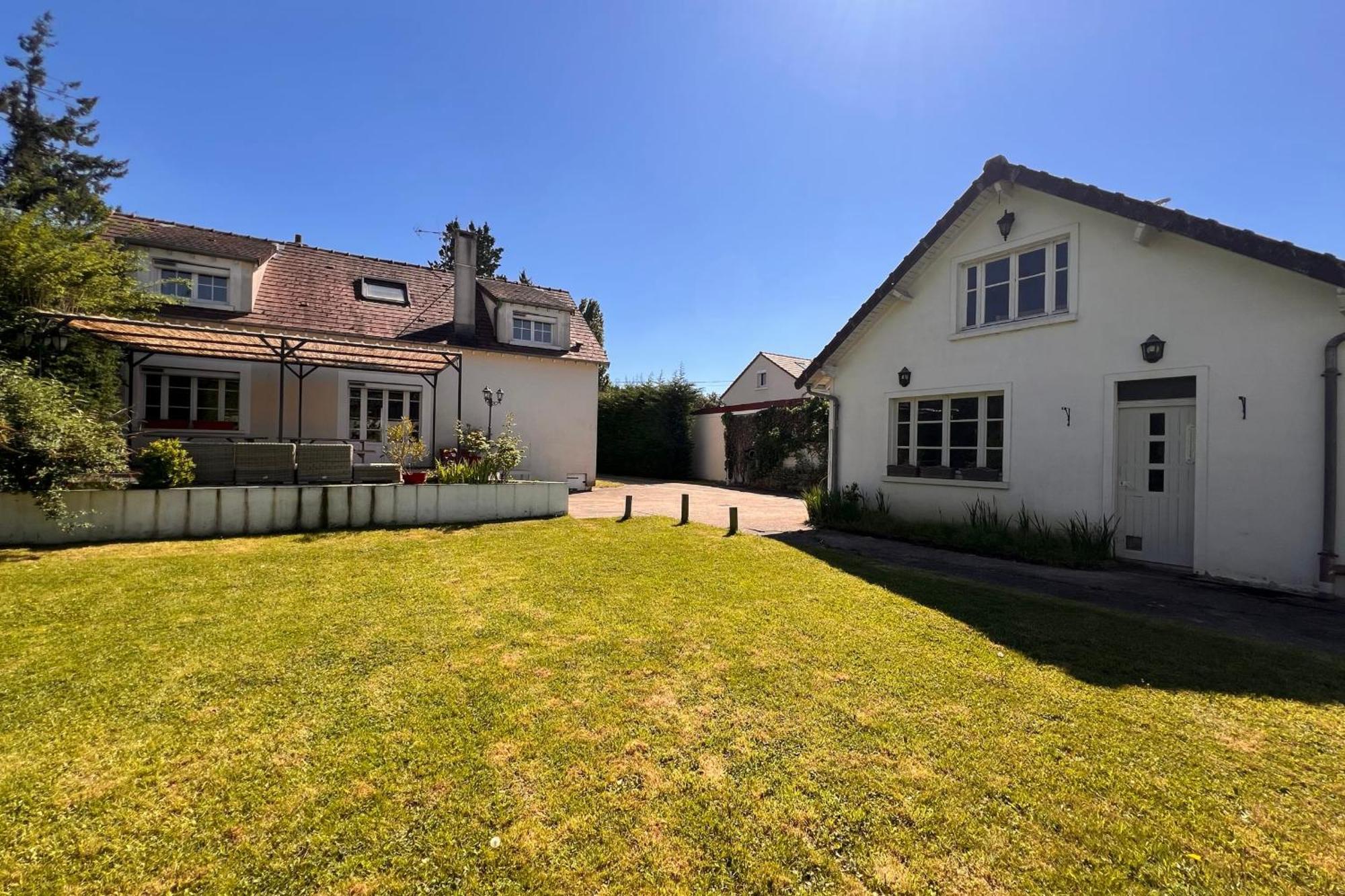 Les Sablons Villa La Houssaye-en-Brie Екстериор снимка